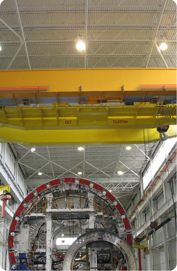overhead crane untuk Bengkel Cetakan Plastik